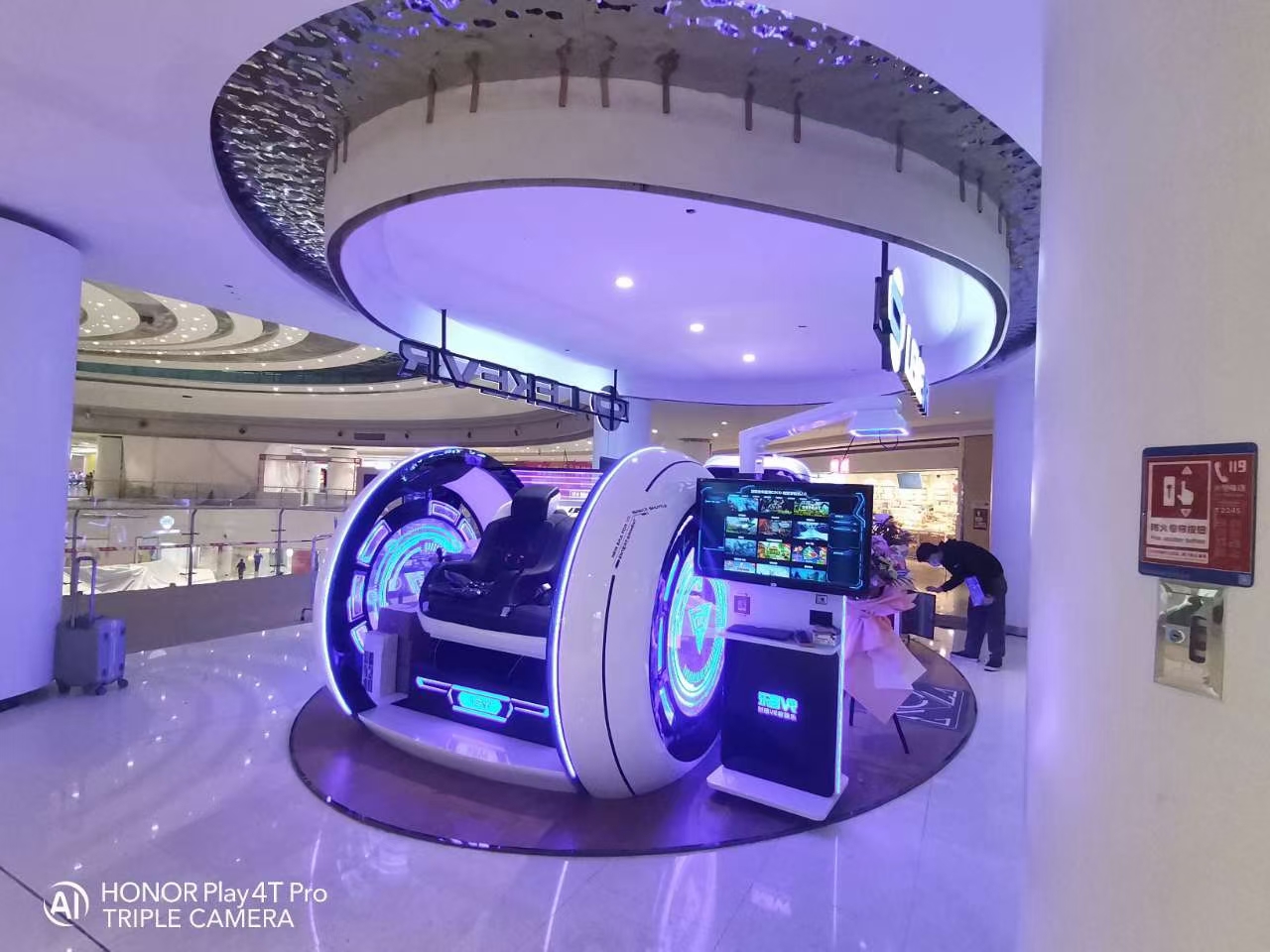 LEKE VR Space Shuttle2.0 Machine de cinéma de chaise d'oeufs du parc d'attractions de réalité virtuelle 9D